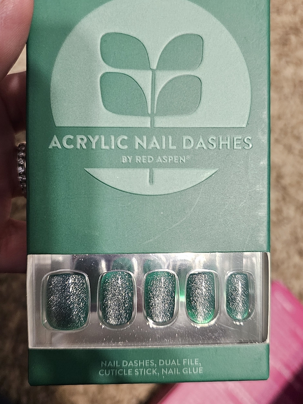 Red Aspen Emerald Green Acrylic Press-On Nail Dashes